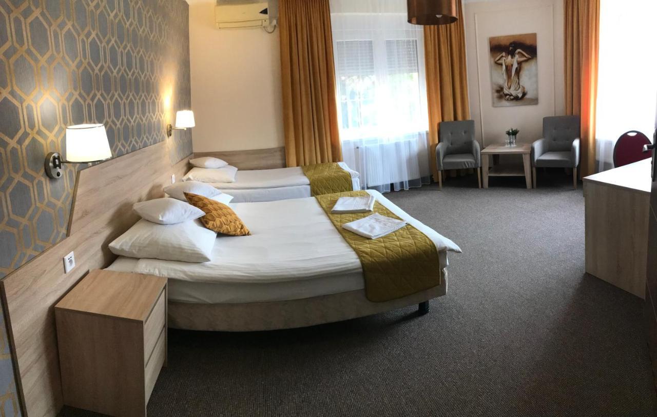 Pasja Noclegi B&B Wolow  Esterno foto
