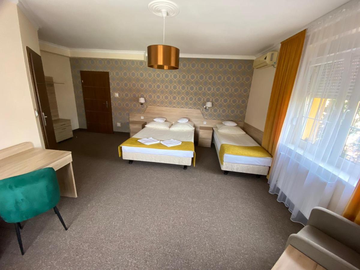 Pasja Noclegi B&B Wolow  Esterno foto